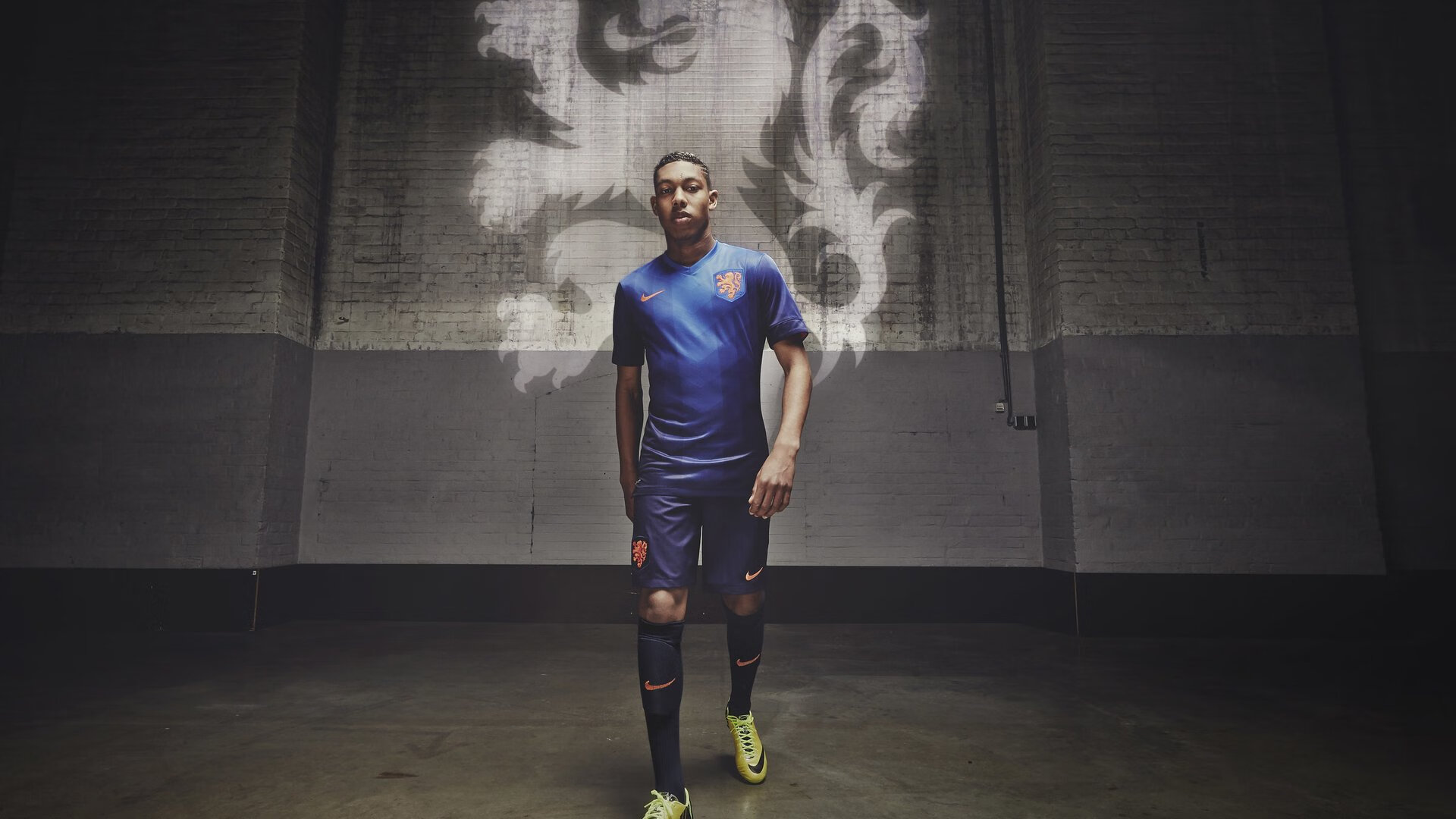 皇马中场三核磨合加速，阿隆索打造新“银河中场”